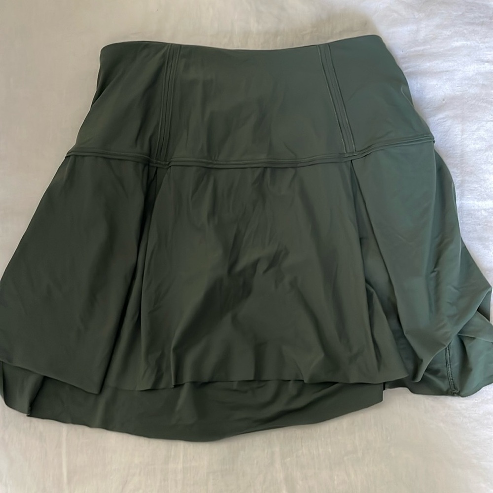 Lulu tennis skirt